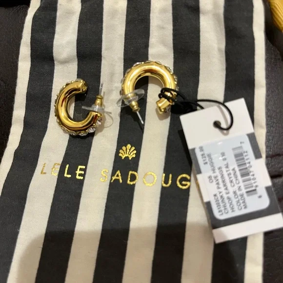 Earrings retails $125 - Picture 2 of 2